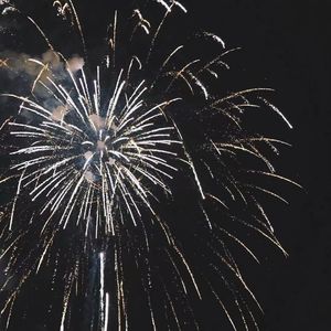 操美女大胖屁股呼扇呼扇的
